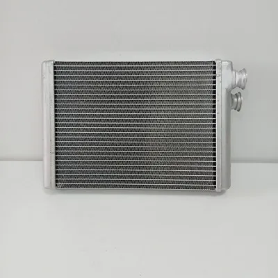 Kalorifer Radyatör Audi A4 08-16 A5 08-17 Q5 09-17 