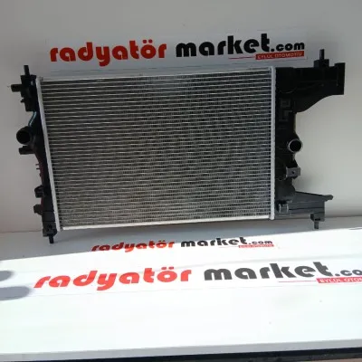 Su Radyatör Opel Astra J 1.6İ 2009-2016