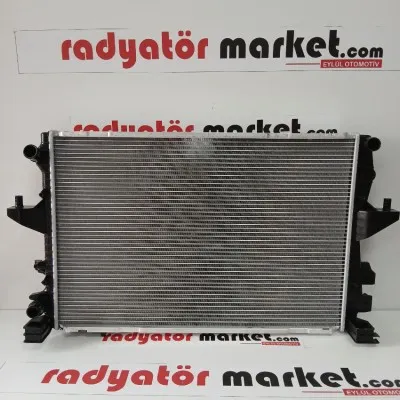 Su Radyatör VW Transporter V 7HA 7HH 7EA 7EH 2.5 TDI 2003-2011  MGA