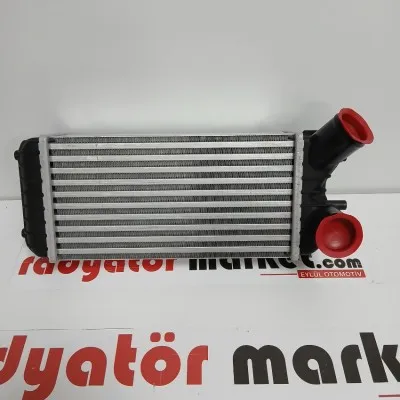 Turbo Radyatör İntercooler Ford Focus C Max 1.6TDCI 12-  