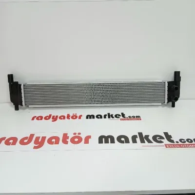 Turbo Radyatör İntercooler VW Golf 13 Audi A3 13 Seat Leon 13 Skoda Oktavia 13  